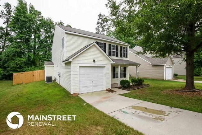 7929 Bristle Ln in Charlotte, NC - Building Photo - Building Photo