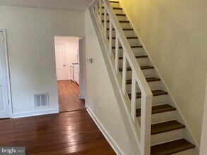 301 E Linden St in Moorestown, NJ - Building Photo - Building Photo