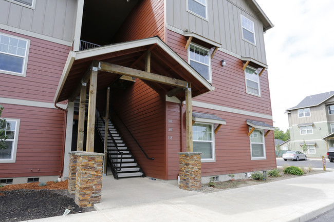 Plumtree Apartments