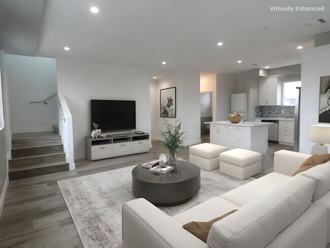 1626 S La Brea Ave in Los Angeles, CA - Building Photo - Building Photo