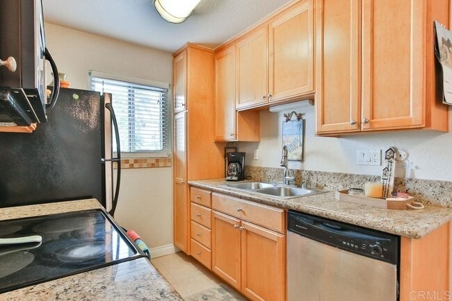 property at 615 9th St