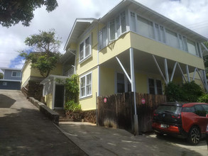 3819 Sierra Dr in Honolulu, HI - Building Photo - Building Photo