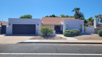 2201 W Keating Ave in Mesa, AZ - Building Photo