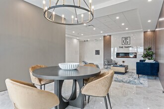 Trinity Gate Condominiums in Windsor, ON - Foto de edificio - Building Photo