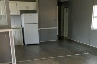 Silver River Mobile Home Park