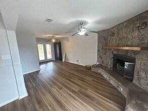 601 Spanish Acres Dr in Bay St. Louis, MS - Foto de edificio - Building Photo