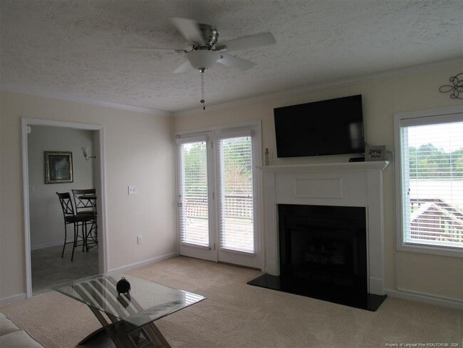 211 Stoney Creek Dr in Sanford, NC - Building Photo - Building Photo