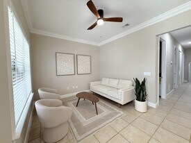 The Palms Condominiums in Gainesville, FL - Building Photo