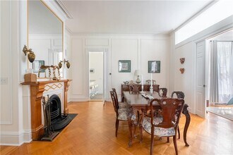 4 Red Cross Ave in Newport, RI - Building Photo - Building Photo