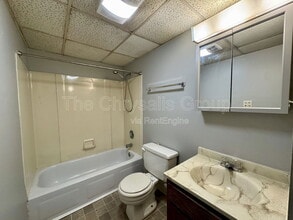 2402 Marquette Rd in Peru, IL - Building Photo - Building Photo