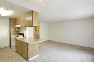 Stone Ridge Apartments in Lakeside, CA - Building Photo - Interior Photo