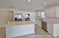 5453 Integrity Way in Jacksonville, FL - Foto de edificio - Building Photo