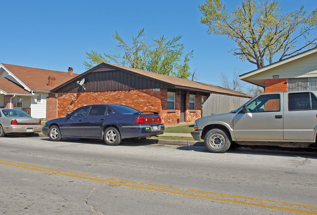 2527 E 6th St in Tulsa, OK - Building Photo - Building Photo