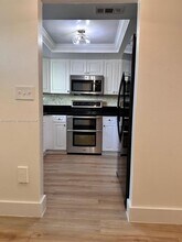 11091 NW 7th St in Miami, FL - Building Photo - Building Photo