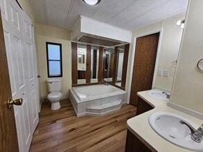 224 Blossom Ln in Utica, NY - Building Photo - Building Photo