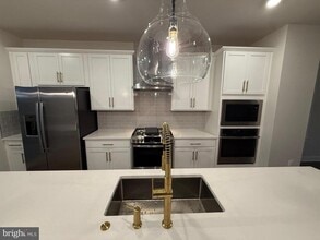 1770 Ml Br Dr in Laurel, MD - Building Photo - Building Photo