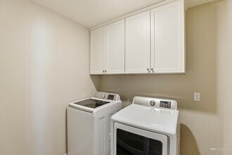 4049 Dover St in West Sacramento, CA - Building Photo - Building Photo