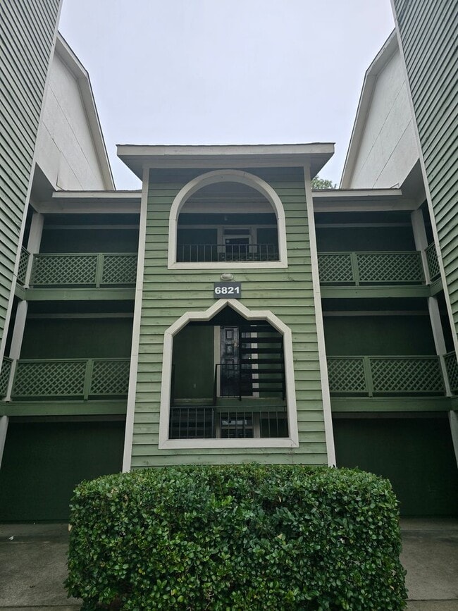 property at 6821 Willowbrook Dr