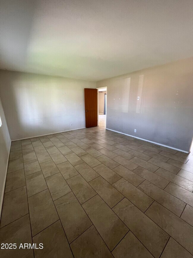 125 E Papago Dr in Tempe, AZ - Building Photo - Building Photo