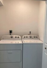 14720 SW 103rd Ave in Miami, FL - Building Photo - Building Photo