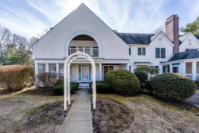 property at 4 Bob White Cres