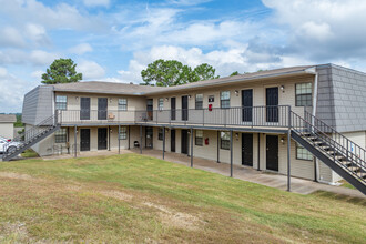 Bowman Heights Apartments in Little Rock, AR - Building Photo - Building Photo