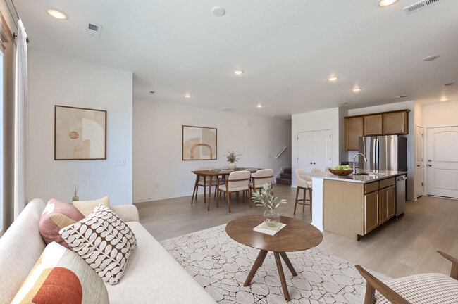 6348 Deerfoot Dr in Loveland, CO - Building Photo - Building Photo