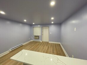 45 Oval Rd in Quincy, MA - Building Photo - Building Photo