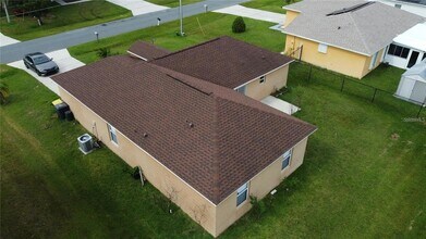 723 Parrot Ct in Kissimmee, FL - Building Photo - Building Photo