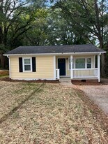 1324 Ware Ave in Gastonia, NC - Building Photo