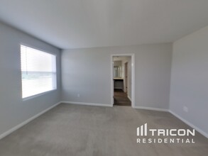 100 Satsuma Ln in Niederwald, TX - Building Photo - Building Photo