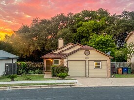 12004 Thompkins Dr in Austin, TX - Building Photo