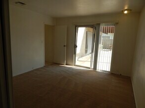 6363 Carlo Dr in Riverside, CA - Building Photo - Building Photo