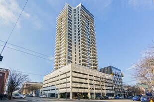 2201 3rd Ave in Seattle, WA - Building Photo