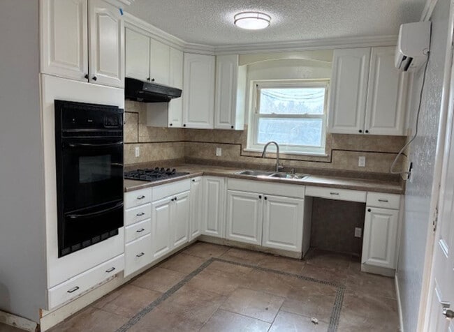 1632 Parkdale Dr in Wichita Falls, TX - Building Photo - Building Photo