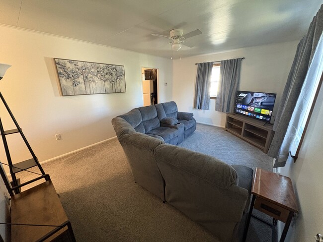 22 Savannah St in Westover, WV - Building Photo - Building Photo