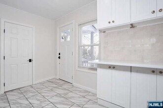 31 Rea Ave in Midland Park, NJ - Building Photo - Building Photo