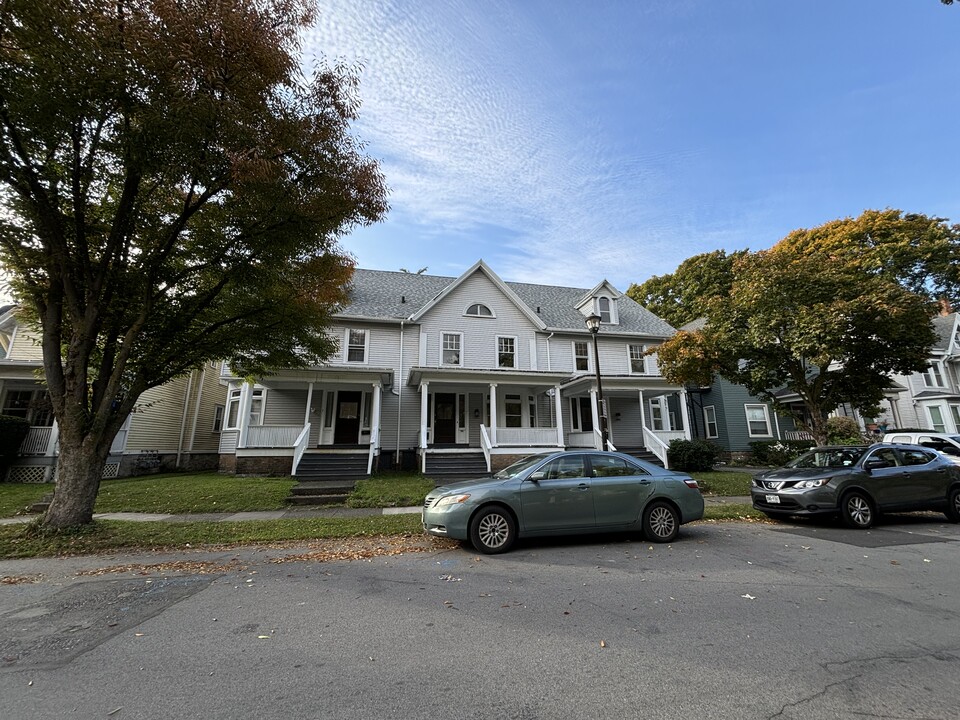 5 Rowley St in Rochester, NY - Building Photo