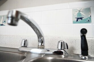 3025 Clifton Ave in Cincinnati, OH - Foto de edificio - Building Photo