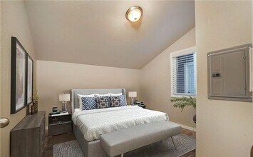 922 5th Ave SW in Puyallup, WA - Building Photo - Building Photo