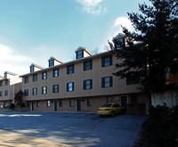 522-526 East Main Street Apartments in Ephrata, PA - Foto de edificio - Building Photo