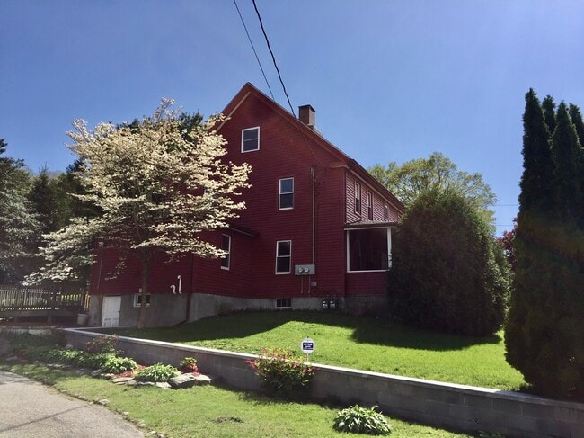71 Elm St, Unit 1 in Ansonia, CT - Building Photo - Building Photo