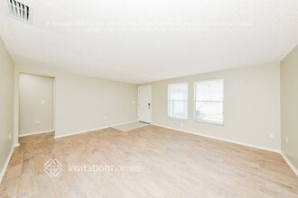 1240 Waterside Ln in Venice, FL - Building Photo - Building Photo