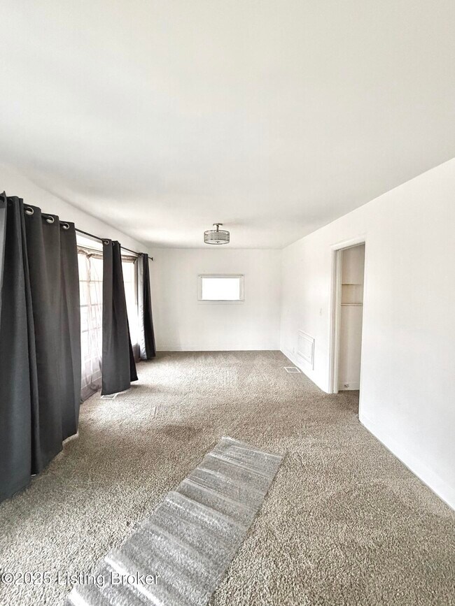 3317 Dumesnil St in Louisville, KY - Building Photo - Building Photo