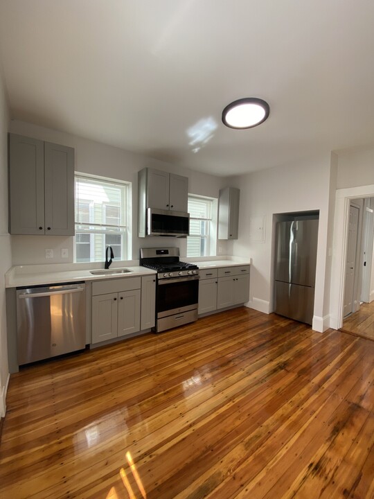 18 Clary St, Unit 2 in Cambridge, MA - Building Photo