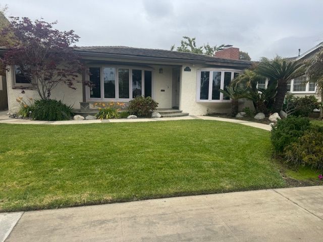 1025 12th St in Huntington Beach, CA - Building Photo