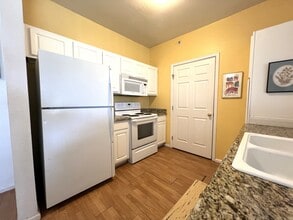2430 W 82nd Pl in Westminster, CO - Building Photo - Building Photo