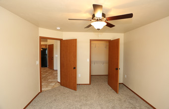 Meadowland Villas in Sheboygan, WI - Foto de edificio - Interior Photo