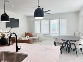 7207 Mohawk Dr in Dallas, TX - Building Photo - Building Photo