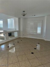 9143 Amber Waves St in Las Vegas, NV - Building Photo - Building Photo